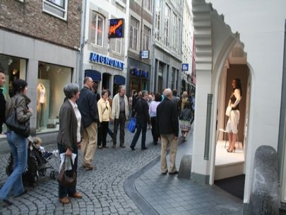 That will attract customers !