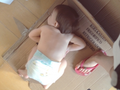 entre cartones anda el juego